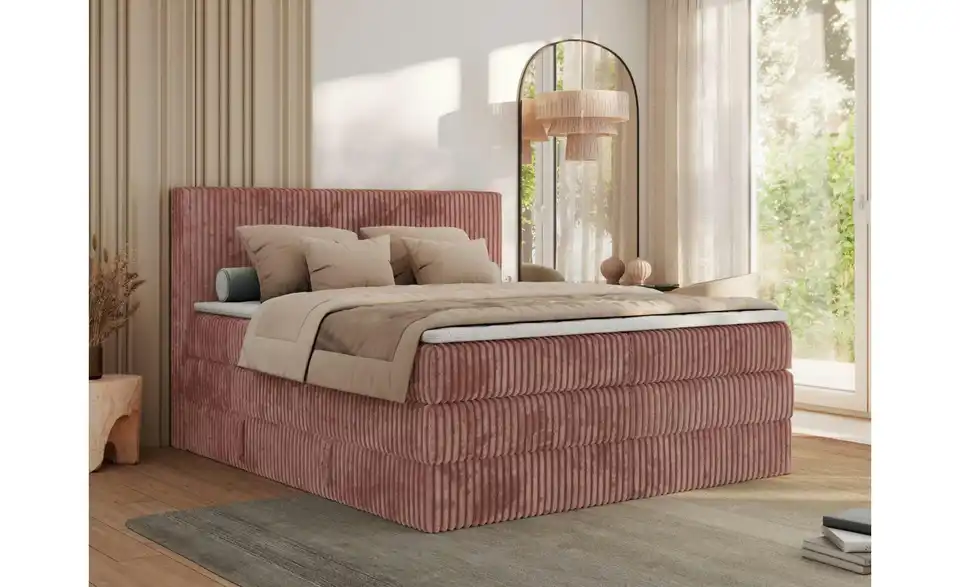 Boxspringbett mit Bettkasten, in Wohnsituation
