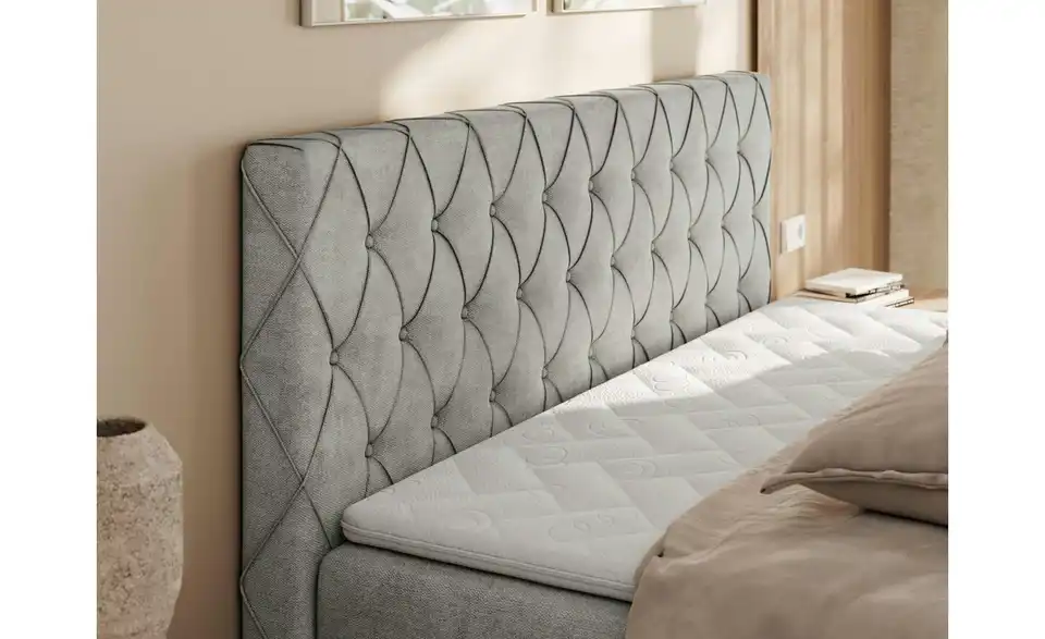 Boxbett mit Bettkasten, in Wohnsituation