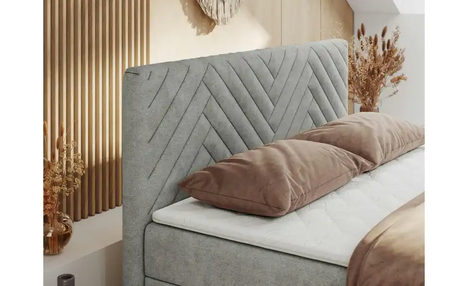 Boxbett mit Bettkasten, in Wohnsituation