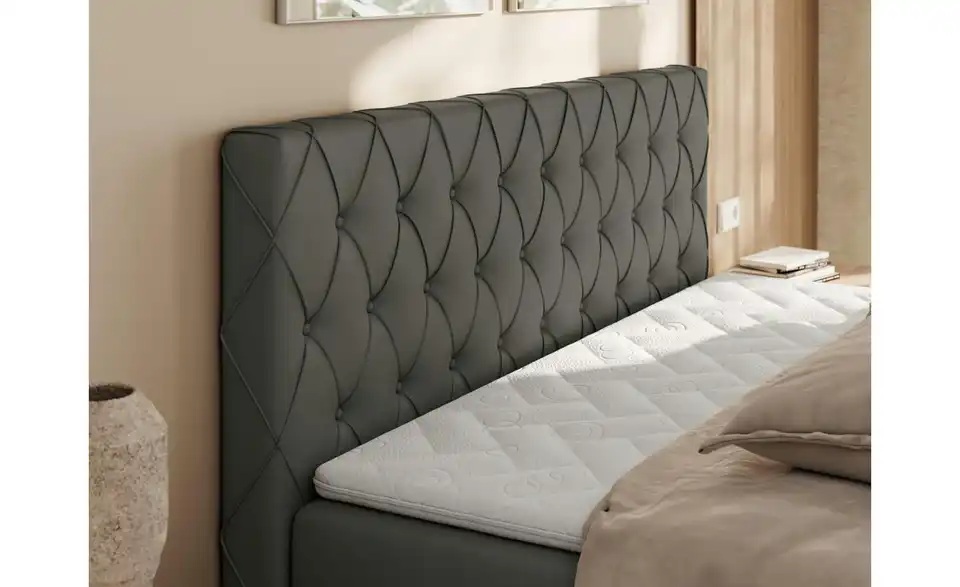 Boxbett mit Bettkasten, in Wohnsituation