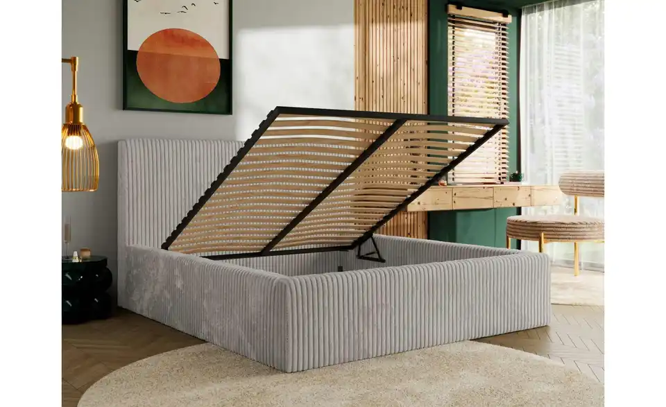 Polsterbett mit Bettkasten, in Wohnsituation