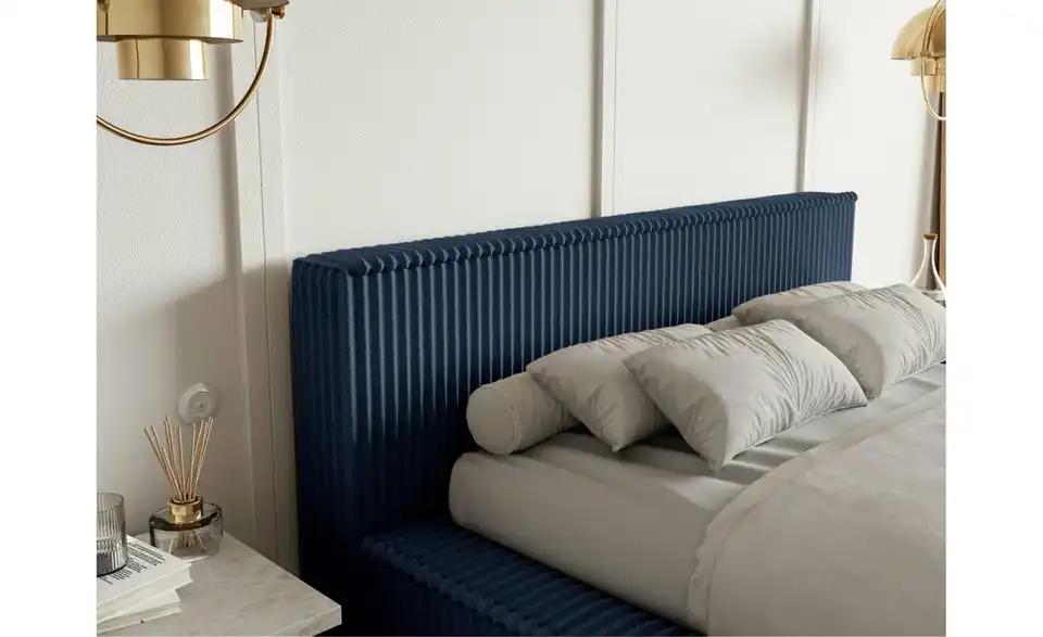 Selsey Polsterbett BK 180x200 Blau mit Bettkasten, in Wohnsituation