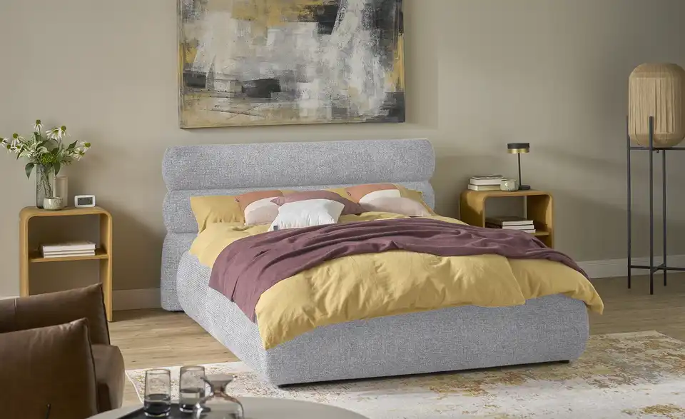 Twist Polsterbett mit Bettkasten, in Wohnsituation