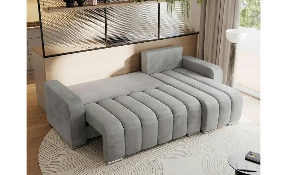 Ecksofa Hellgrau, in Wohnsituation