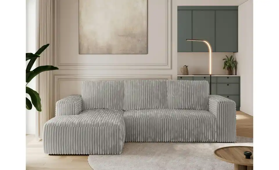 Ecksofa Hellgrau, in Wohnsituation