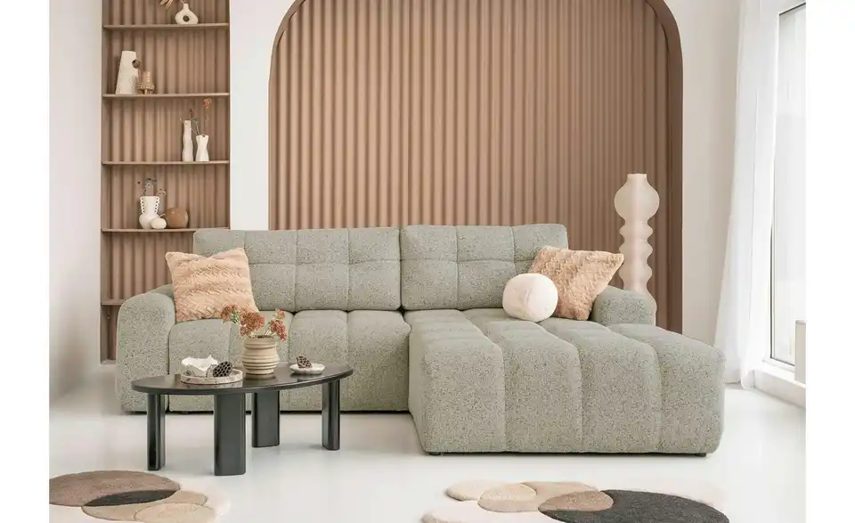 Miuform Ecksofa, in Wohnsituation