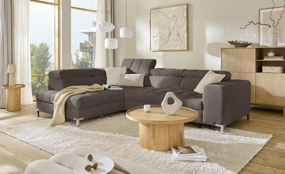 Ecksofa Arte mit verstellbaren Kopfstützen, in Wohnsituation