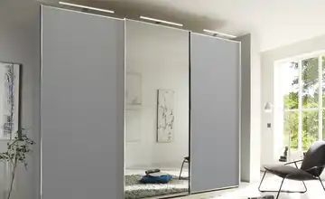 Schwebetürenschrank 3-türig