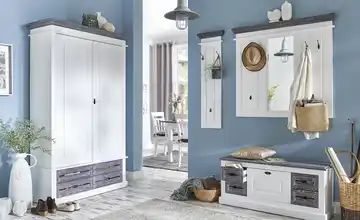 Dielenschrank