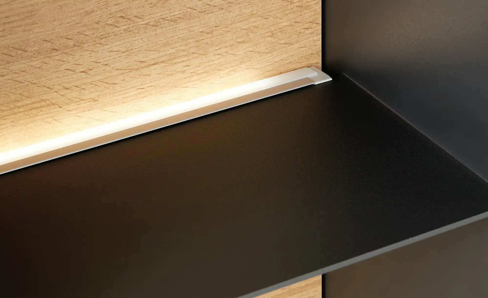 LED-Lichtleiste für Regal - Bei Möbel Kraft online kaufen
