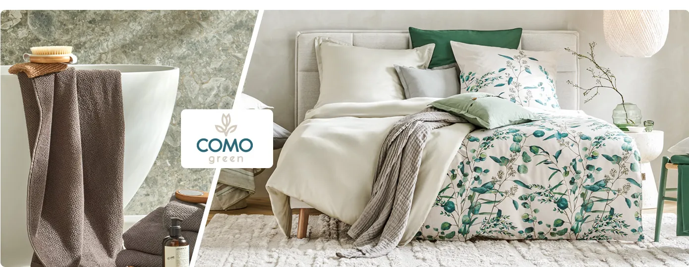 como green. Bild 1: Badewanne mit braunem Handtuch und Waschutensilien,  Bild 2: Schlafzimmer mit hellem Polsterbett, Bettwäsche in Grün, Beige und mit Eukalyptuszweig-Muster